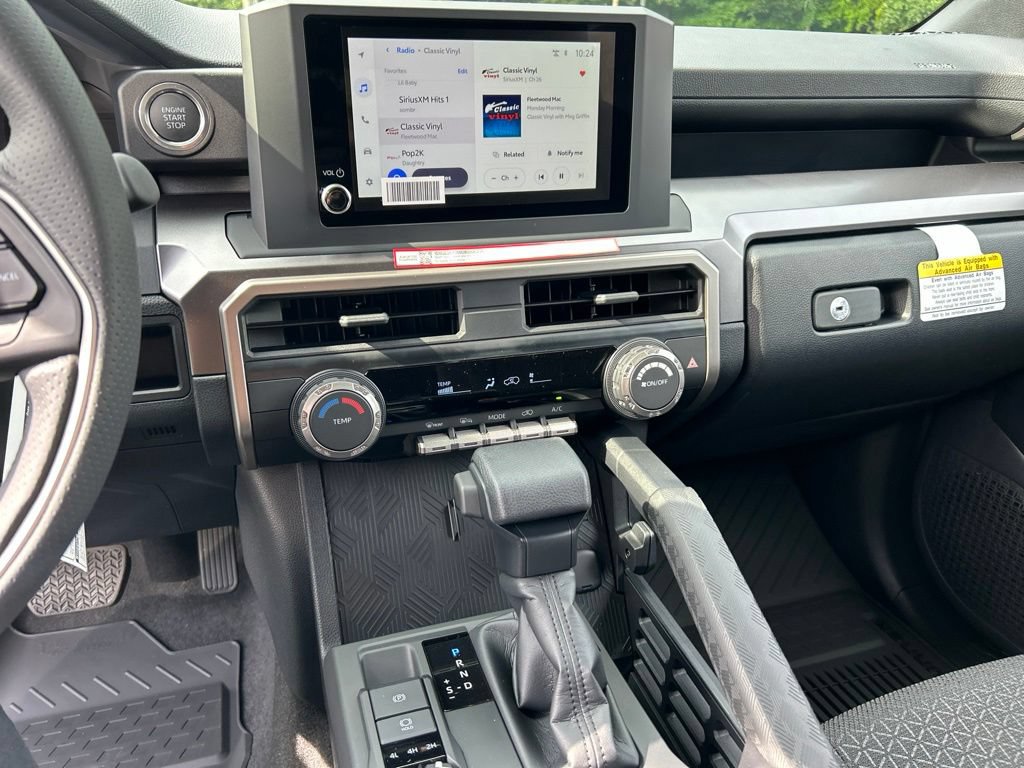 New 2026 Toyota 4Runner SR5 AWD/4WD image 17