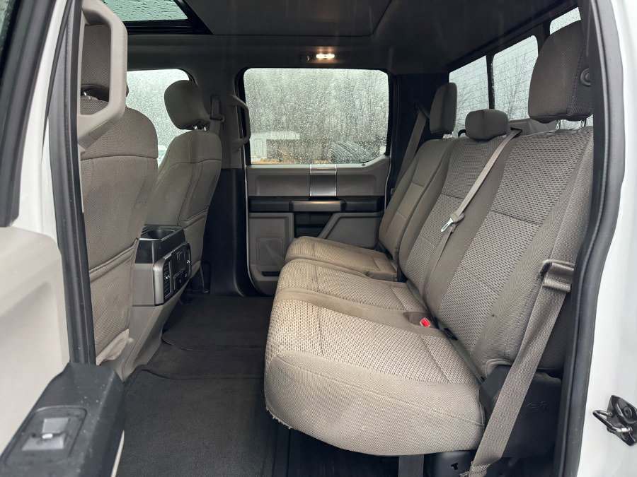 Used 2017 Ford F250 XLT w/ XLT Premium Package image 16