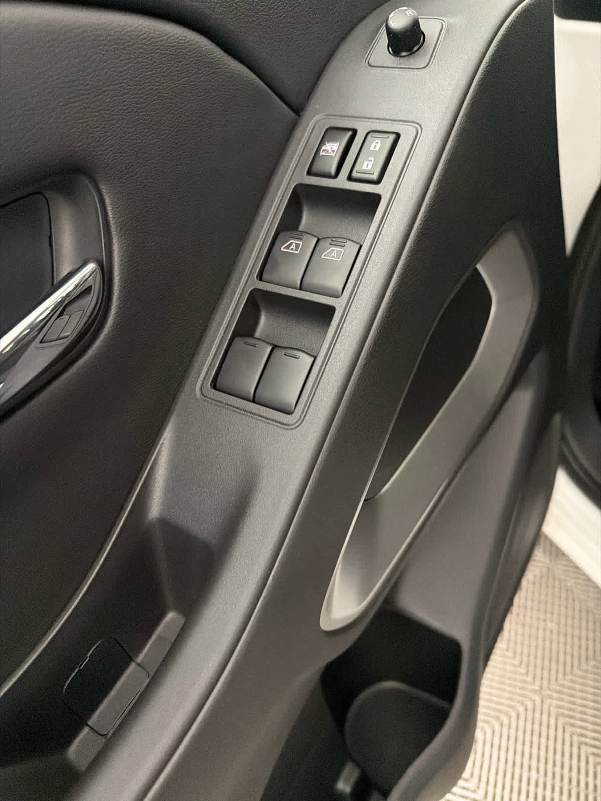 New 2026 Nissan Frontier SV w/ All-Weather Content Package image 23