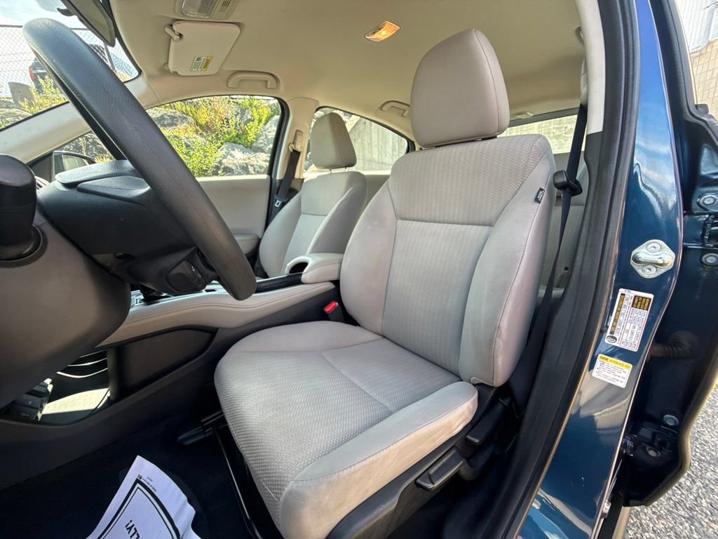 Used 2016 Honda HR-V LX image 15