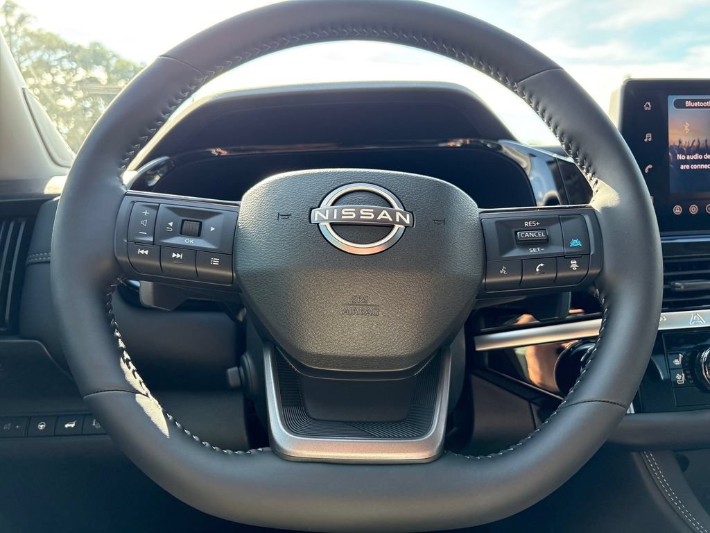 New 2026 Nissan Pathfinder Platinum FWD image 12