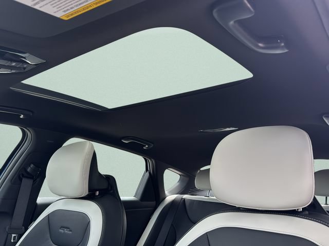 New 2026 Kia K4 GT-Line w/ GT-Line Sunroof Package FWD image 27