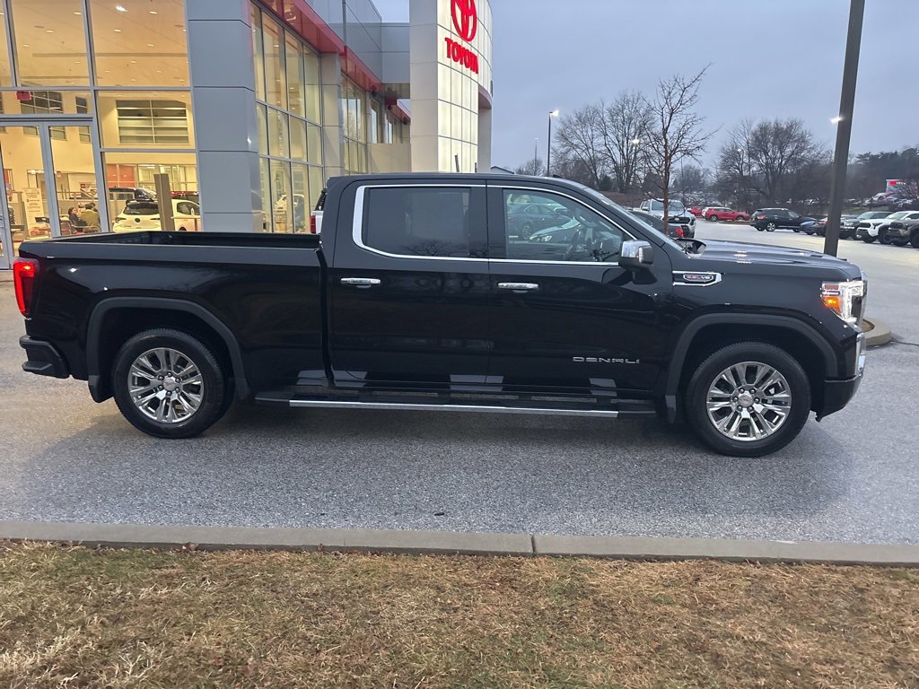 Used 2021 GMC Sierra 1500 Denali image 2