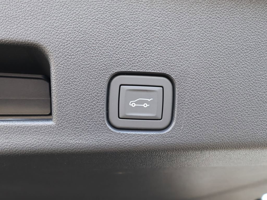 New 2026 Chevrolet Traverse LT w/ Midnight/Sport Edition image 31