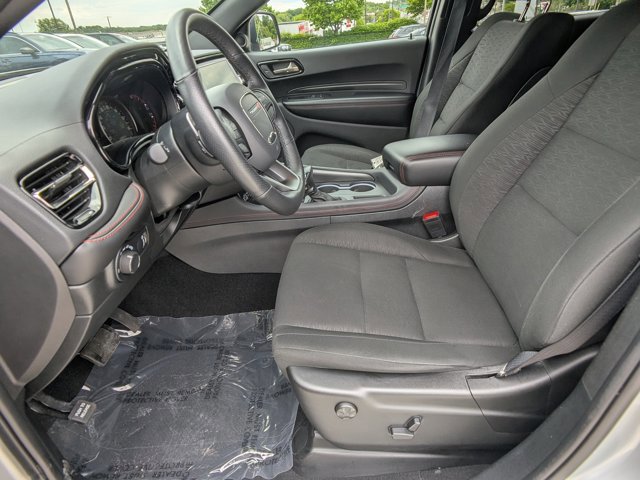 Used 2025 Dodge Durango GT AWD/4WD image 16