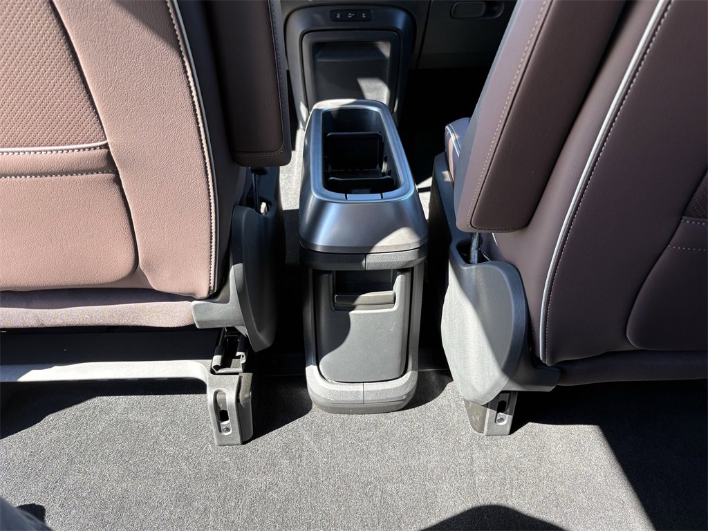 Used 2025 Volkswagen ID. Buzz Pro S image 23