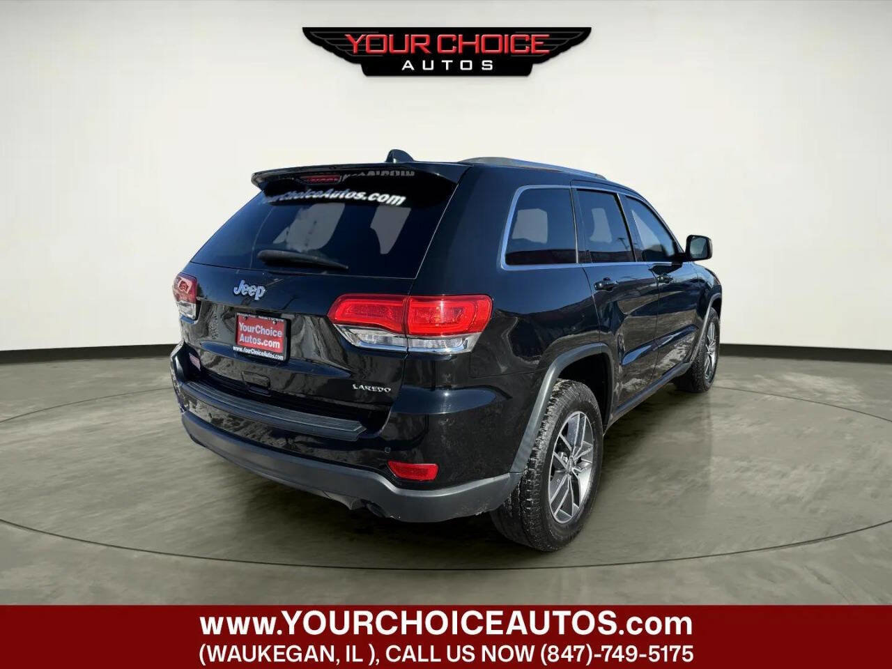 Used 2018 Jeep Grand Cherokee Laredo image 5