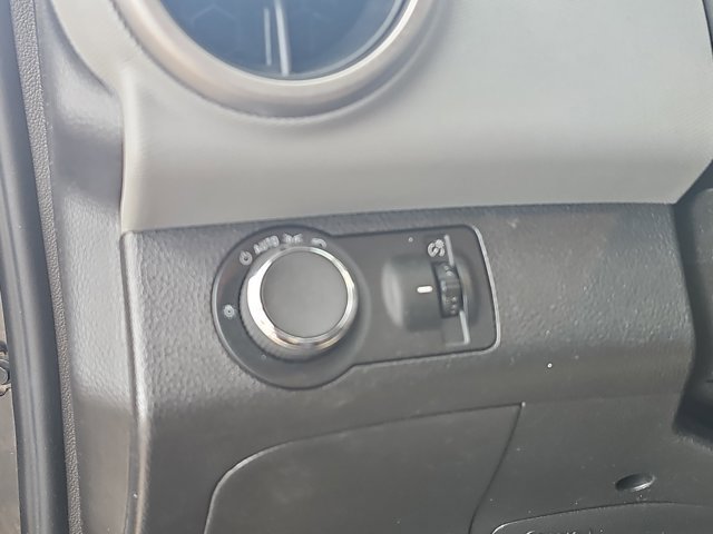 Used 2015 Chevrolet Sonic LT image 17