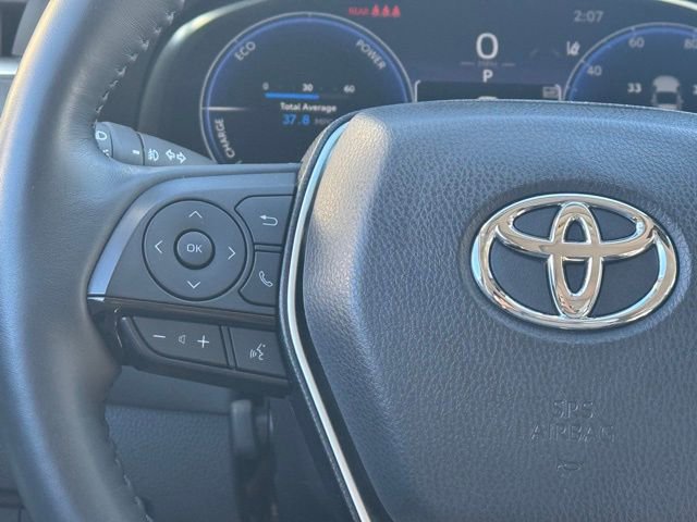 Used 2024 Toyota Venza Limited image 16