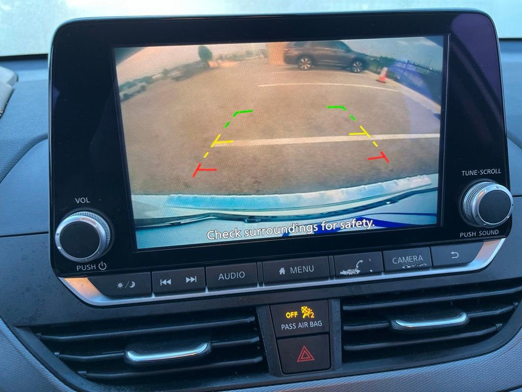 Used 2023 Nissan Altima 2.5 SR FWD image 24