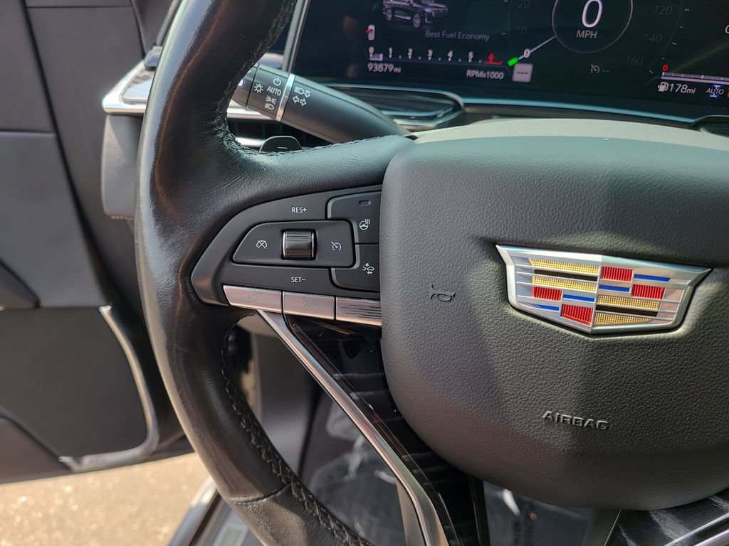 Used 2021 Cadillac Escalade Sport w/ LPO, Illumination Package AWD/4WD image 32