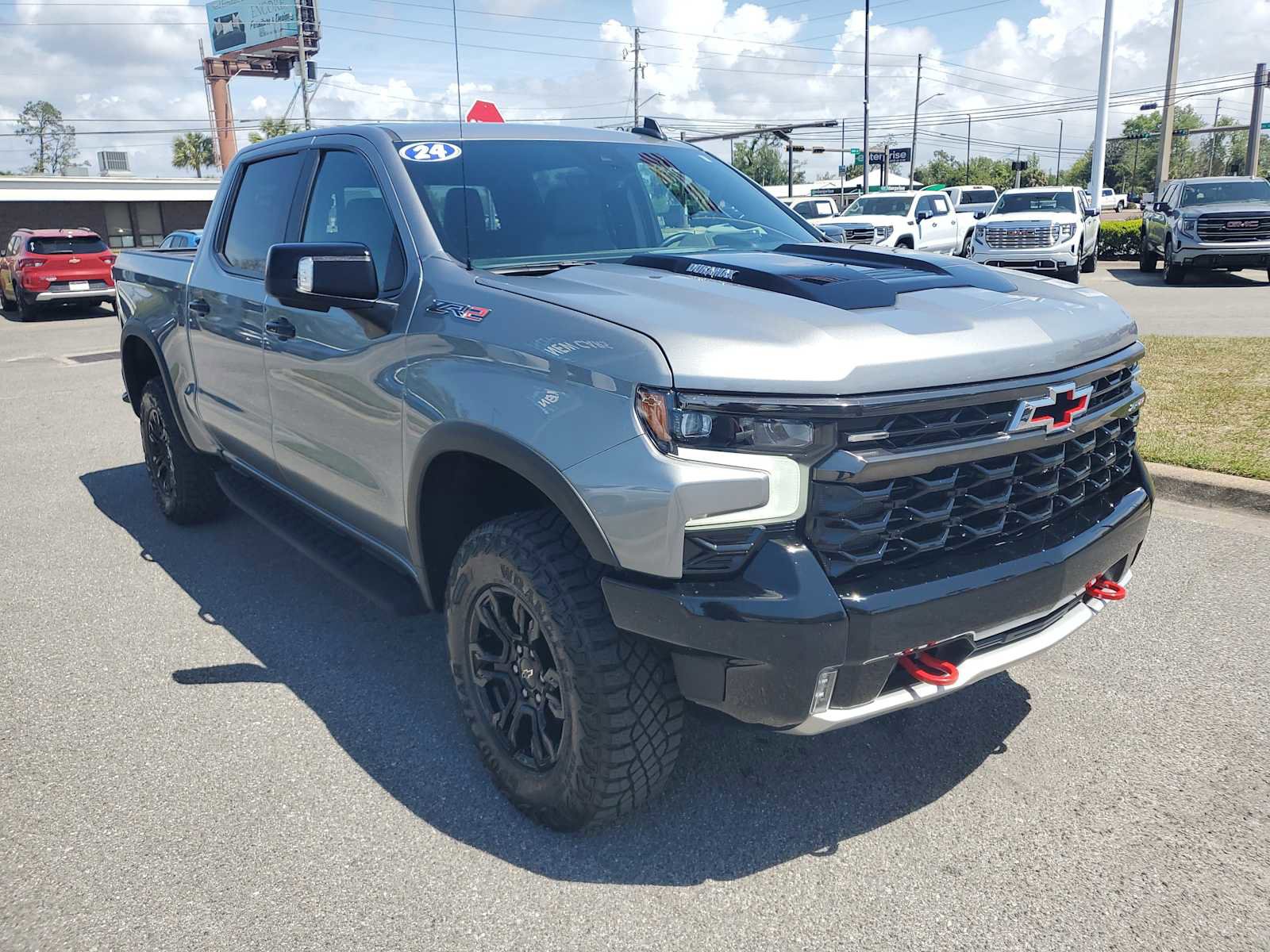 Used 2024 Chevrolet Silverado 1500 ZR2 w/ Technology Package AWD/4WD image 8
