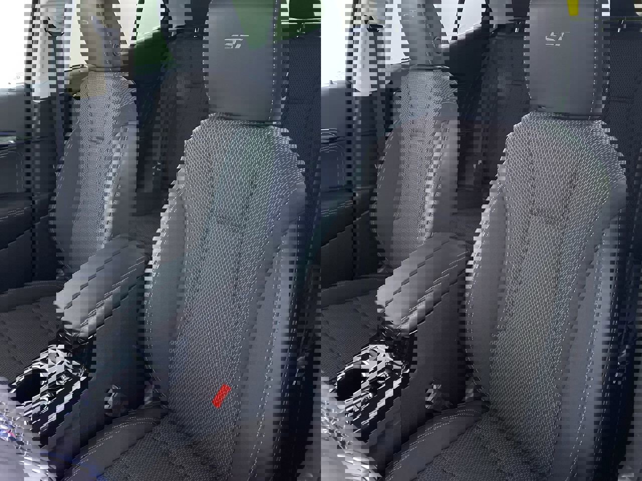 Certified 2023 Buick Envision Preferred w/ Sport Touring Package image 10