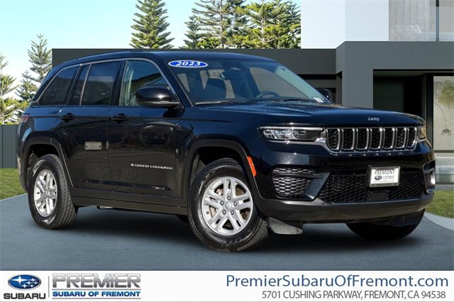 Used 2023 Jeep Grand Cherokee Laredo