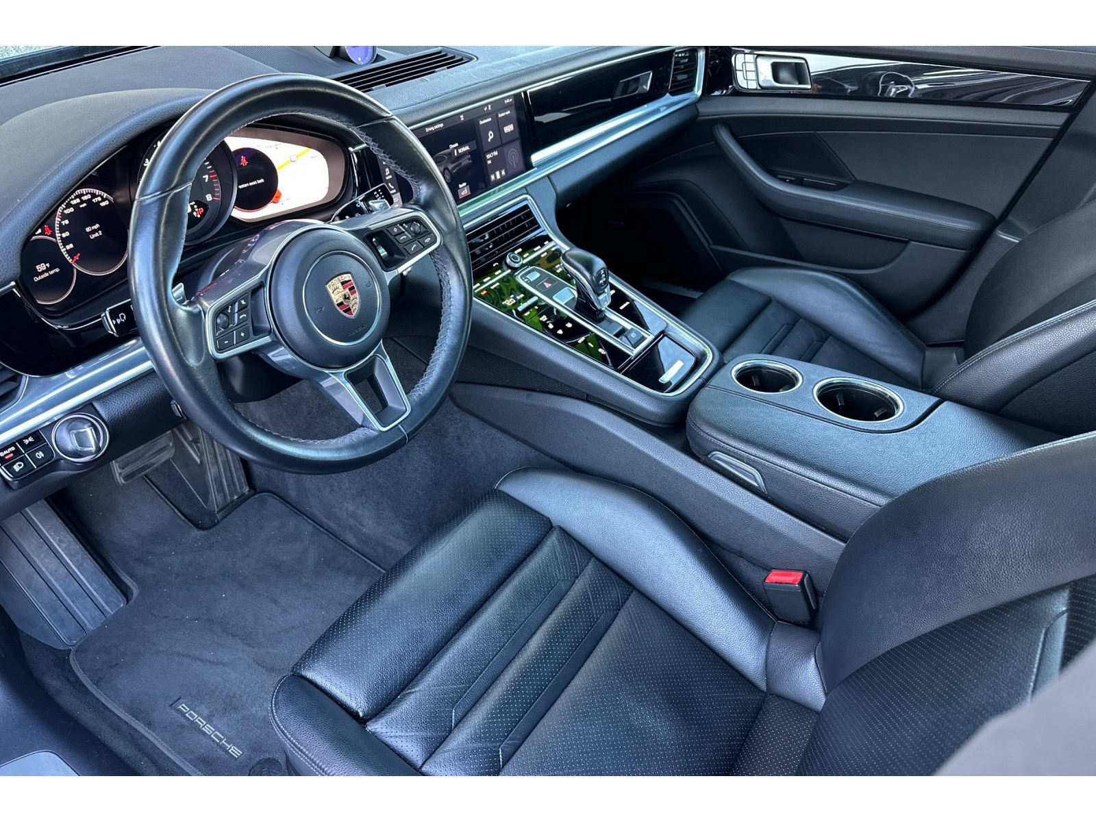 Used 2019 Porsche Panamera 4 AWD/4WD image 10