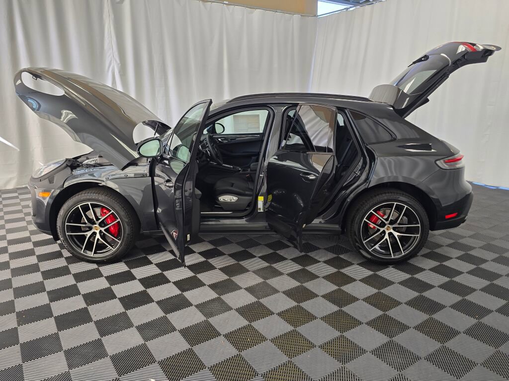 New 2025 Porsche Macan S image 14