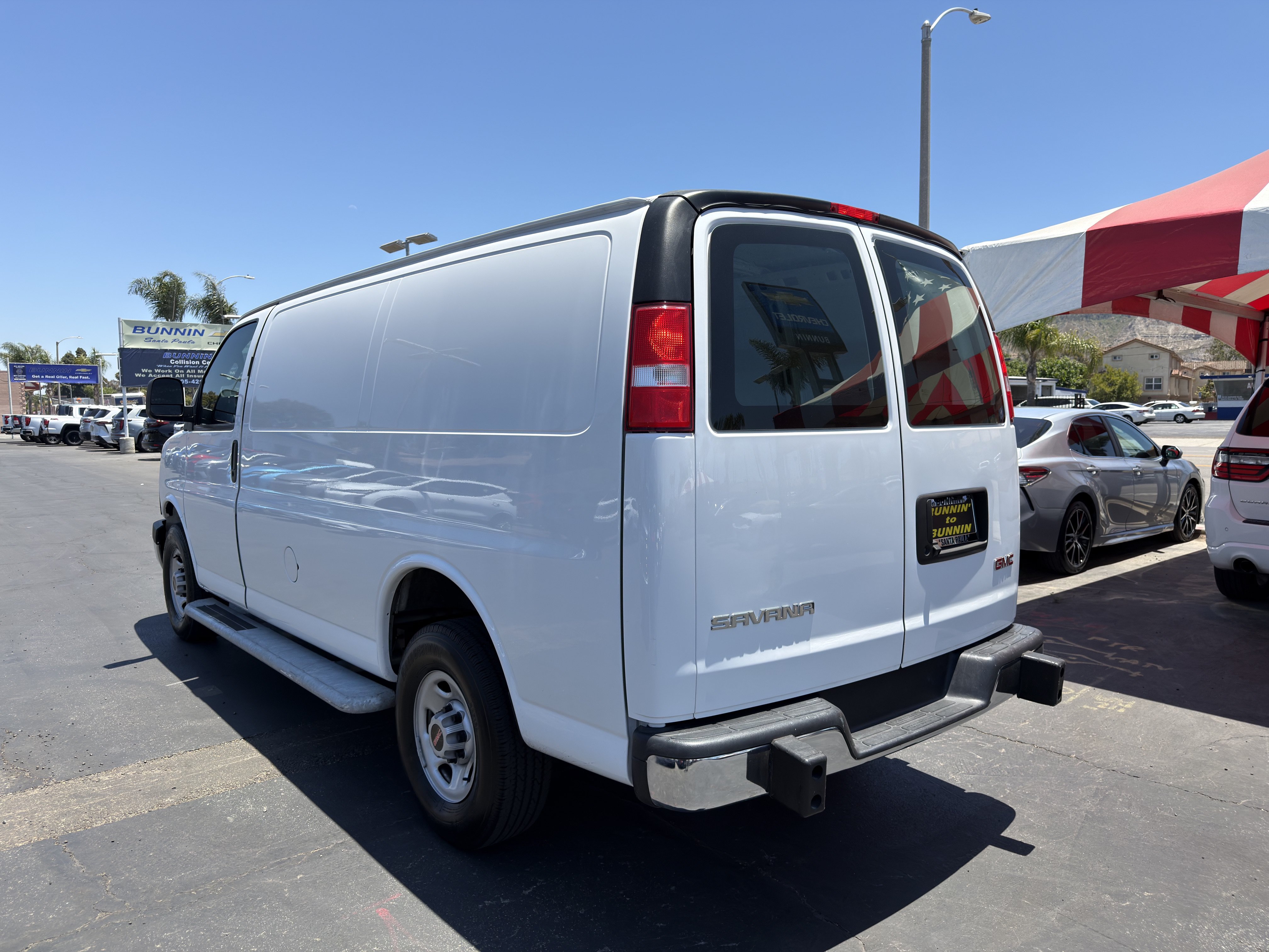 Used 2024 GMC Savana 2500 w/ Driver Convenience Package RWD image 6