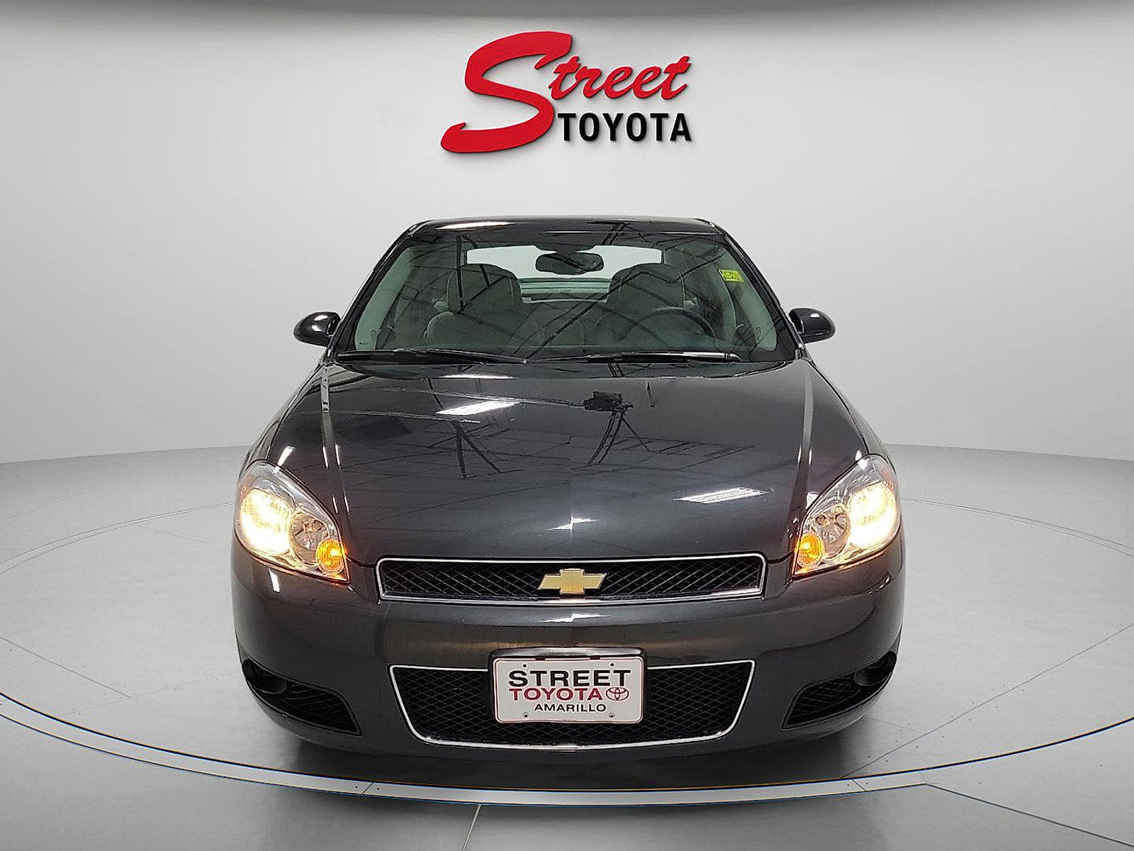 Used 2016 Chevrolet Impala LTZ FWD image 7