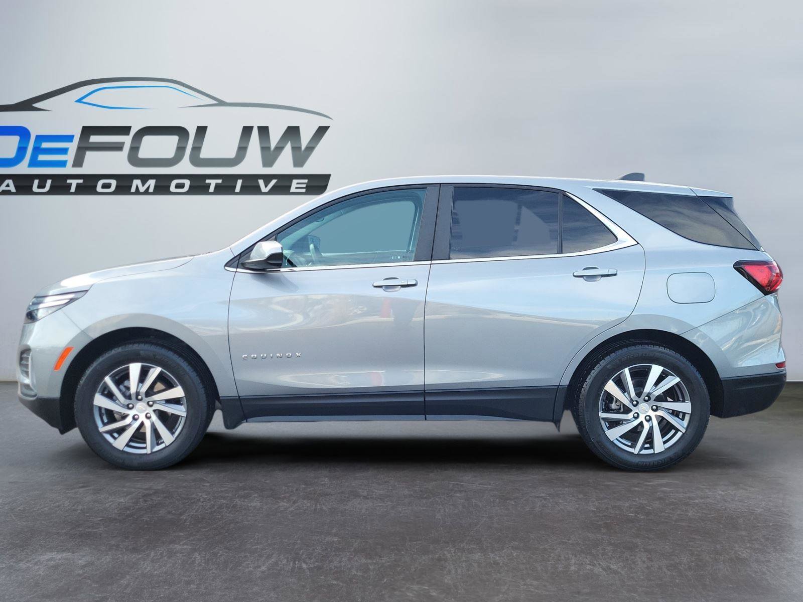 Used 2023 Chevrolet Equinox LT image 6