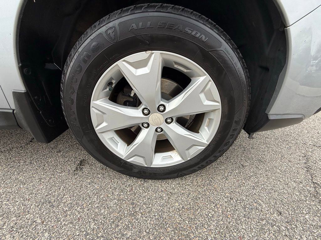 Used 2015 Subaru Forester 2.5i Limited image 33