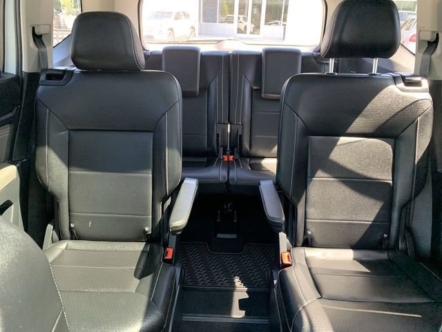 Used 2022 Volkswagen Atlas SEL R-Line AWD/4WD image 32