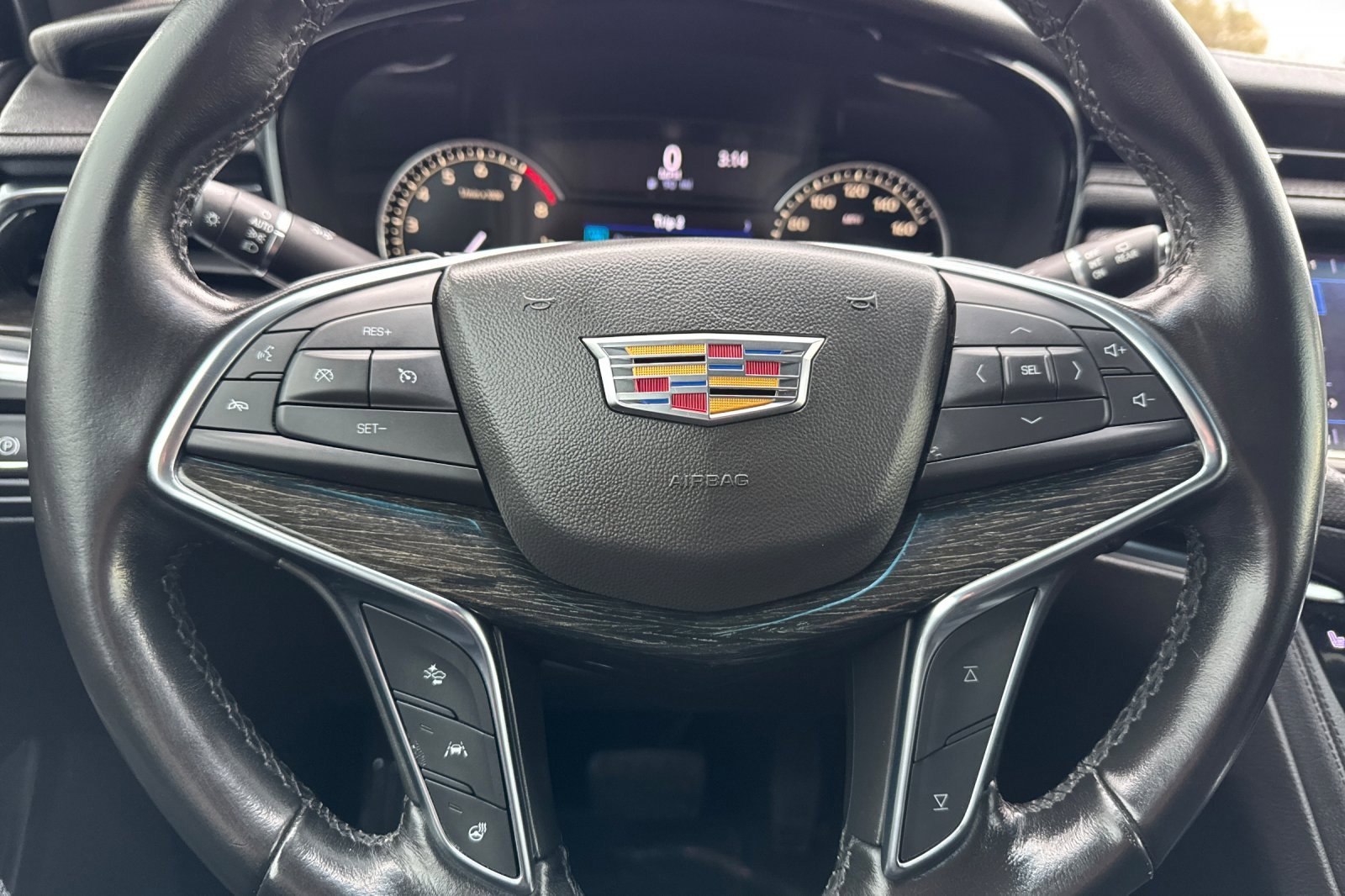 Used 2020 Cadillac XT5 Premium Luxury image 32