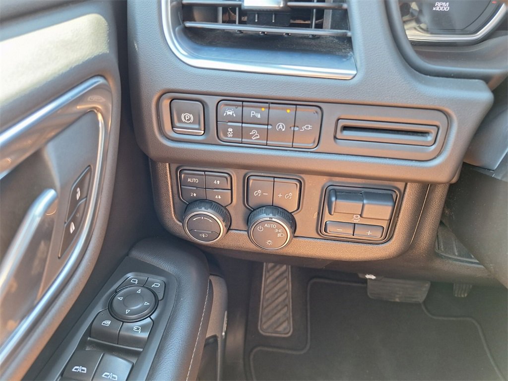 Used 2021 Chevrolet Tahoe Z71 w/ Z71 Off-Road Package image 20