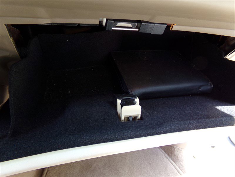 Used 2001 Lincoln Town Car Cartier RWD image 38