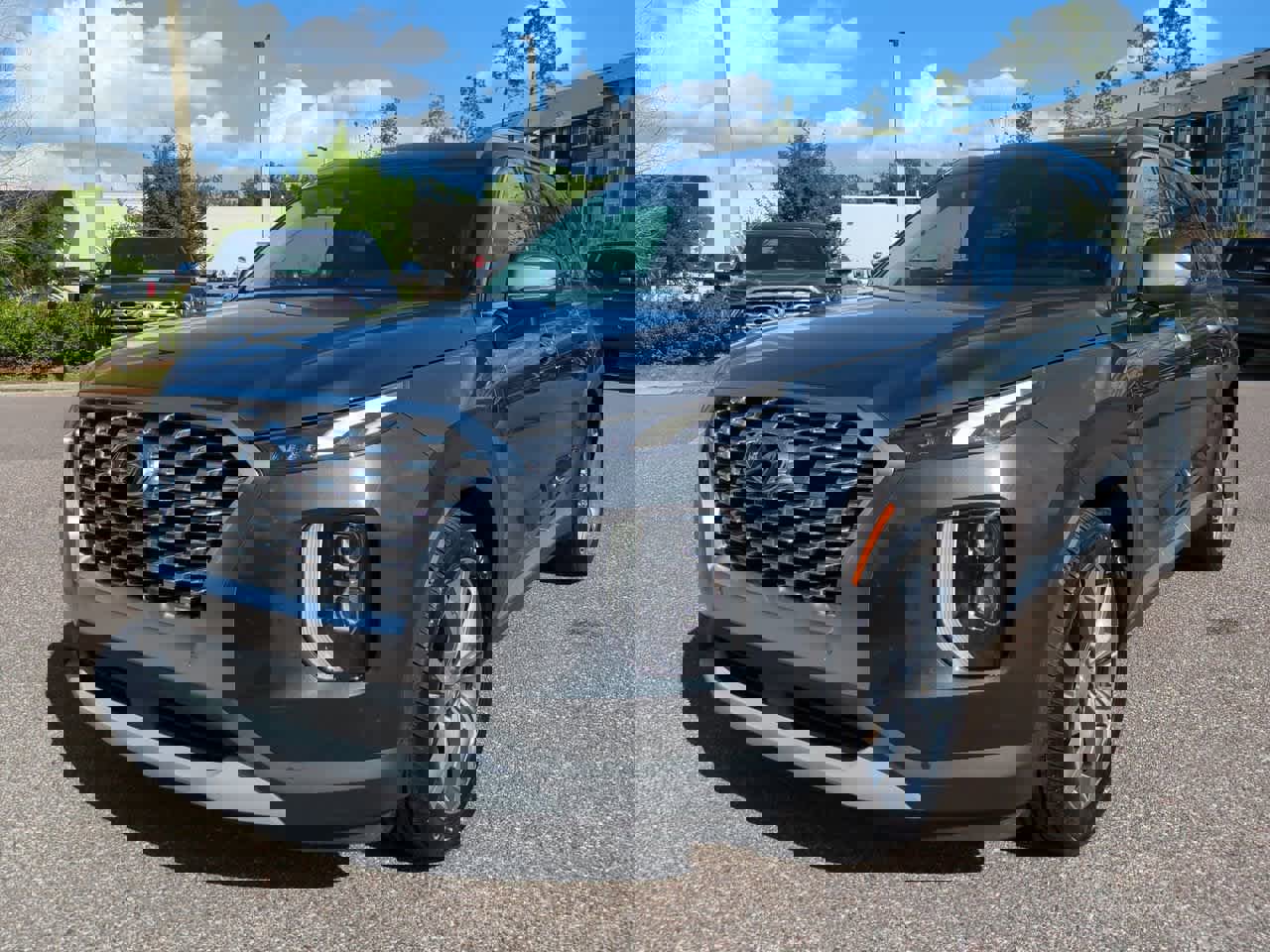 Used 2020 Hyundai Palisade SEL w/ Premium Package image 2