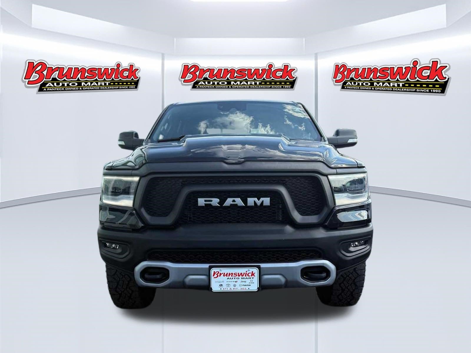 Used 2022 RAM 1500 Rebel w/ Rebel Level 1 Equipment Group AWD/4WD image 2