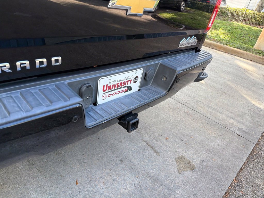Used 2016 Chevrolet Silverado 1500 High Country w/ High Country Premium Package RWD image 19