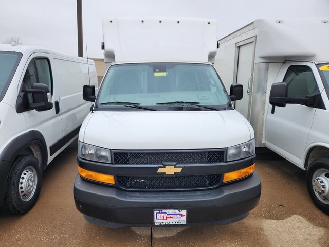 Used 2021 Chevrolet Express 3500 w/ Power Convenience Package image 2