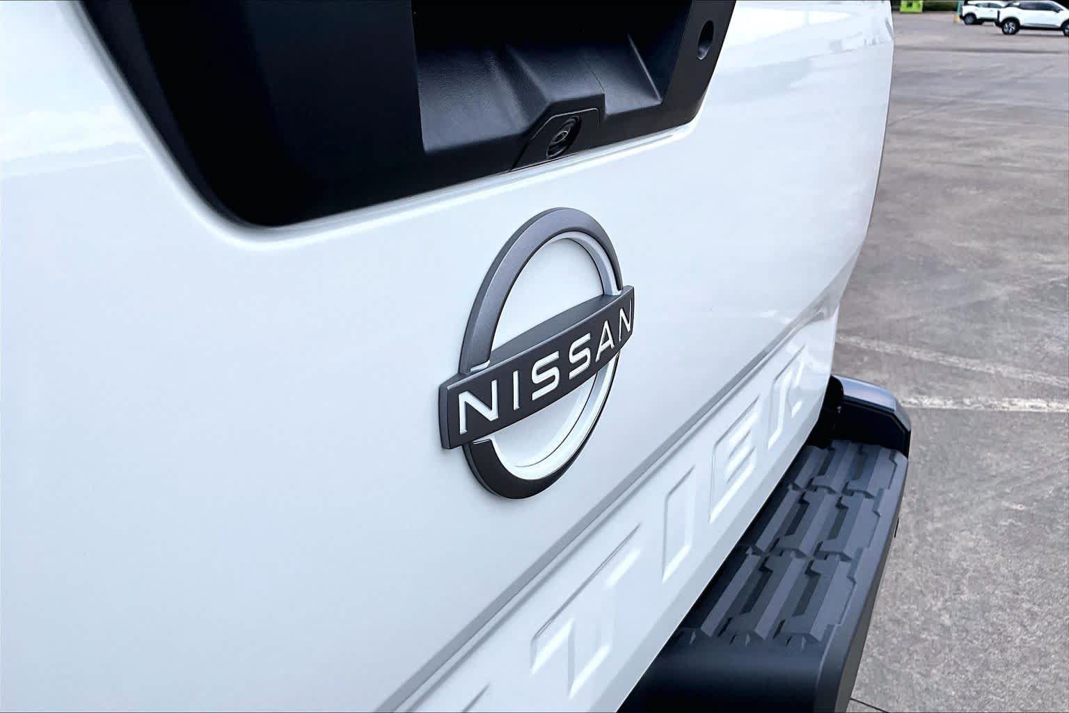 New 2027 Nissan Frontier S RWD image 7