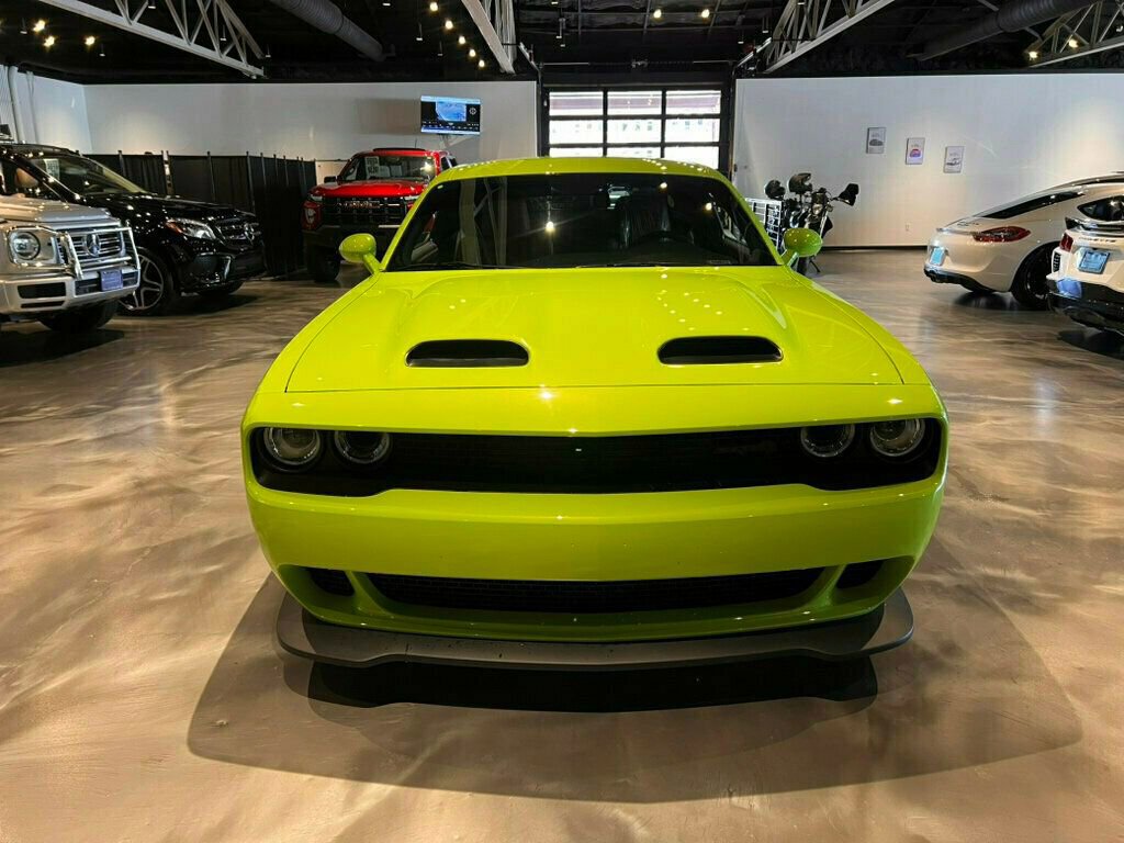 Used 2023 Dodge Challenger SRT Hellcat w/ Driver Convenience Group image 8