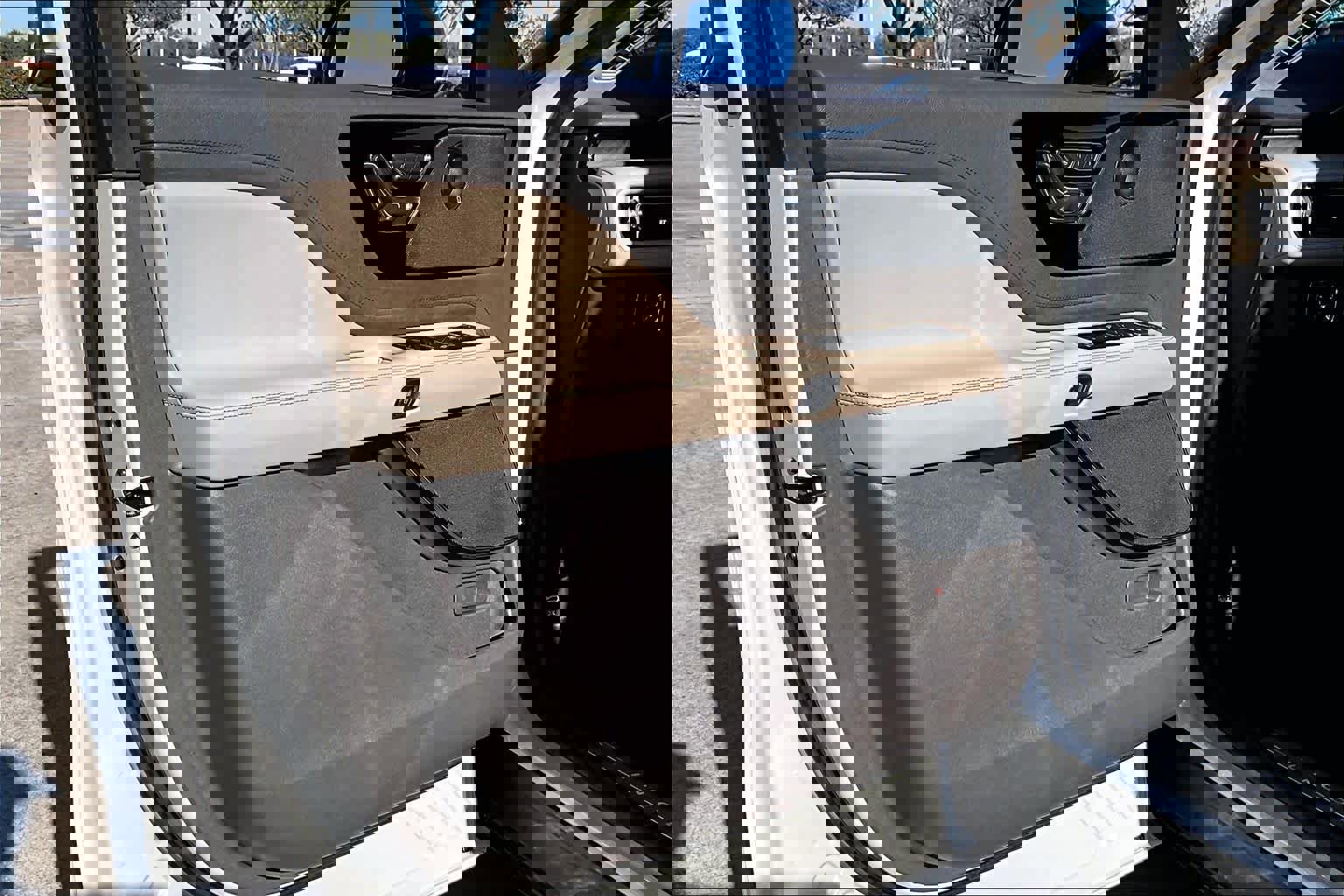 Used 2022 Lincoln Aviator Reserve w/ Elements Package Plus image 20