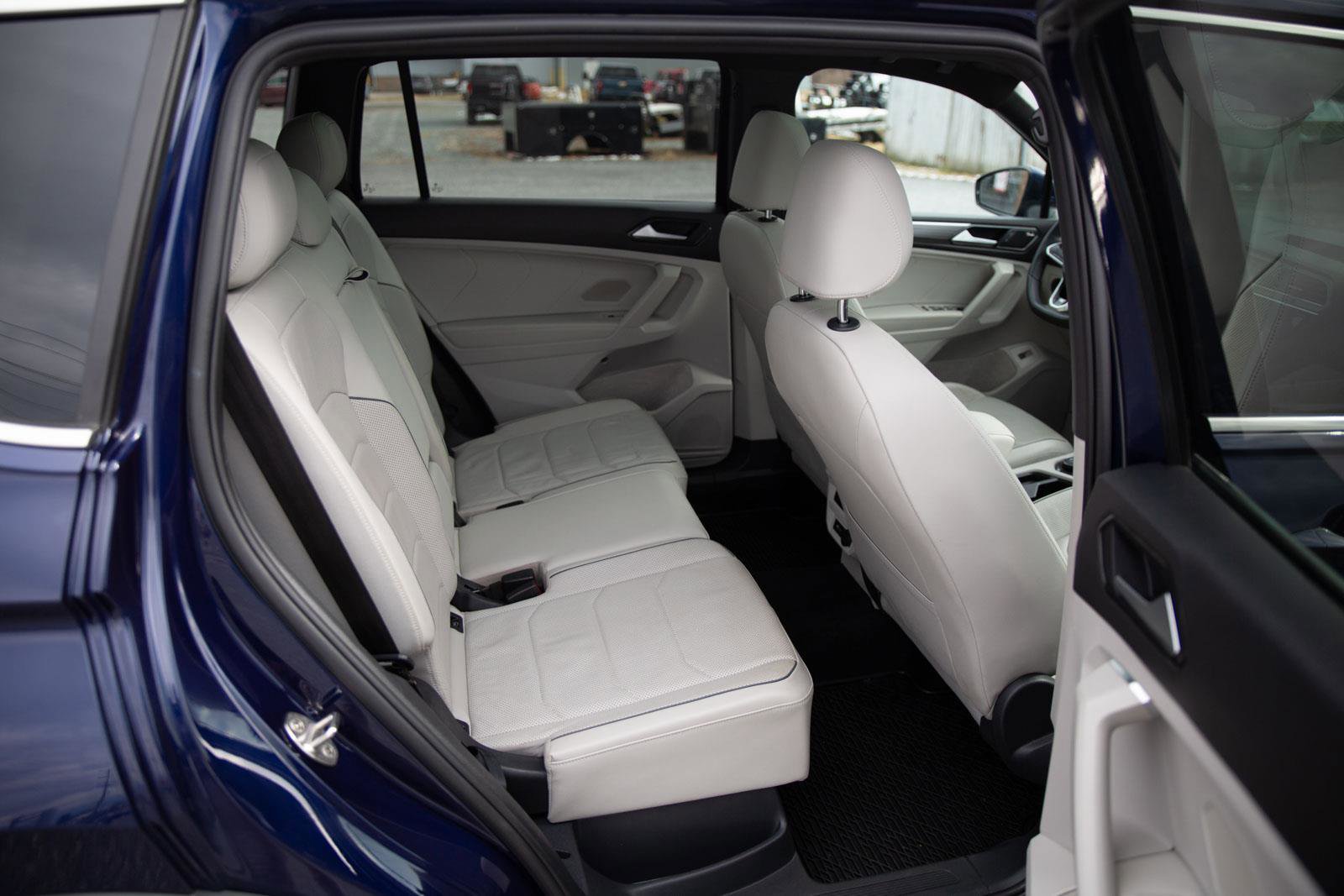 Used 2022 Volkswagen Tiguan SEL R-Line image 24