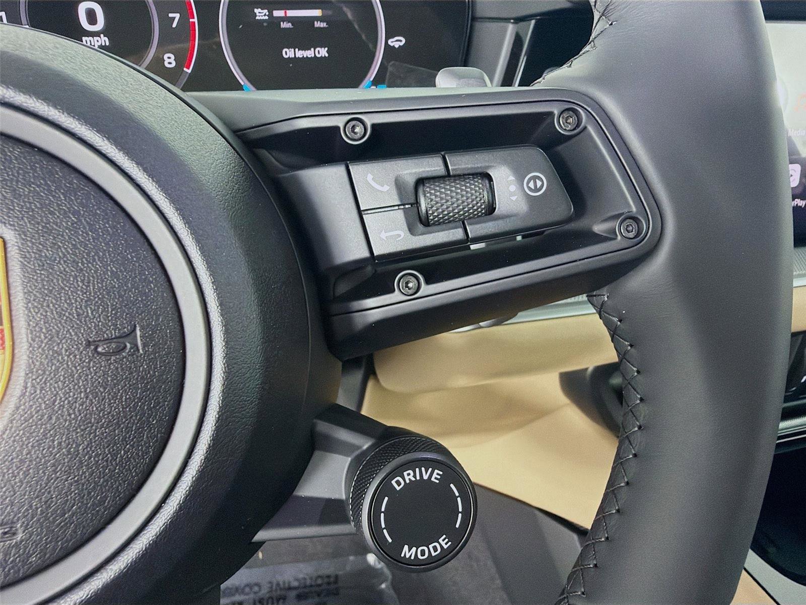 New 2026 Porsche Cayenne image 14