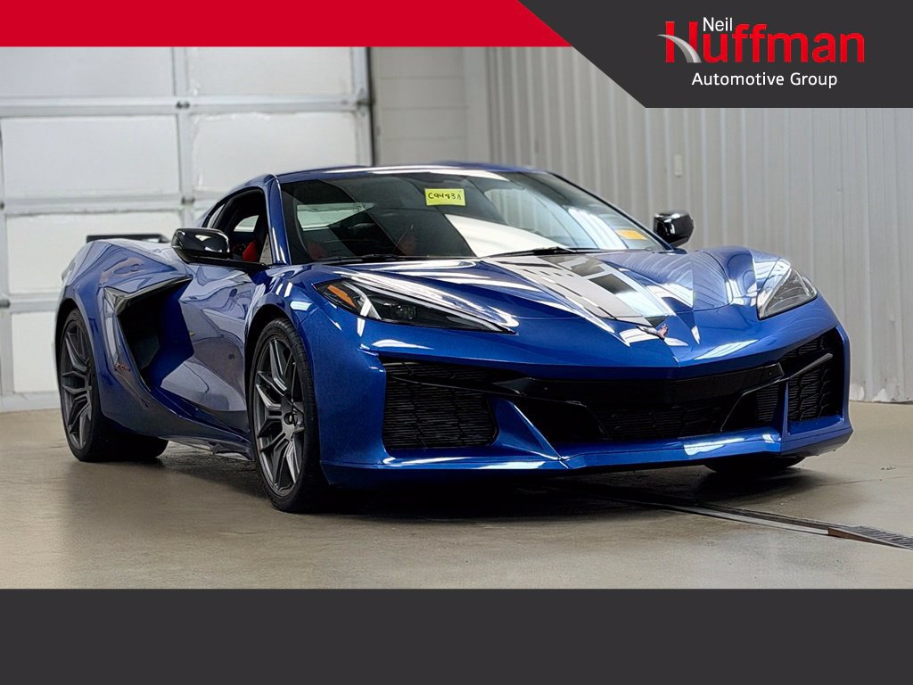 Used 2023 Chevrolet Corvette Z06 RWD image 1