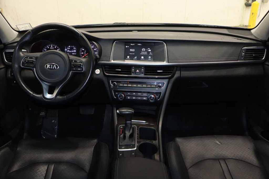 Used 2018 Kia Optima EX image 30