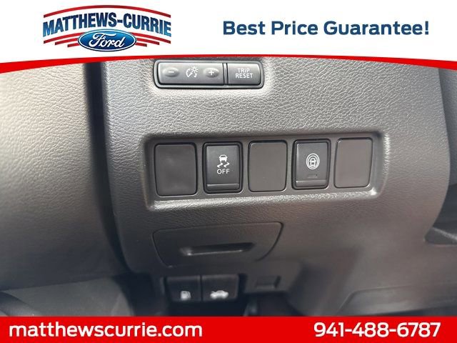 Used 2024 Nissan Murano SV w/ SV Midnight Edition Package FWD image 24