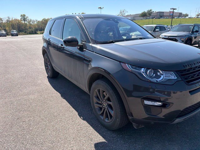 Used 2019 Land Rover Discovery Sport HSE AWD/4WD image 9