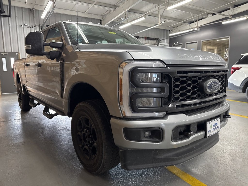 Used 2024 Ford F250 XL w/ STX Appearance Package image 5