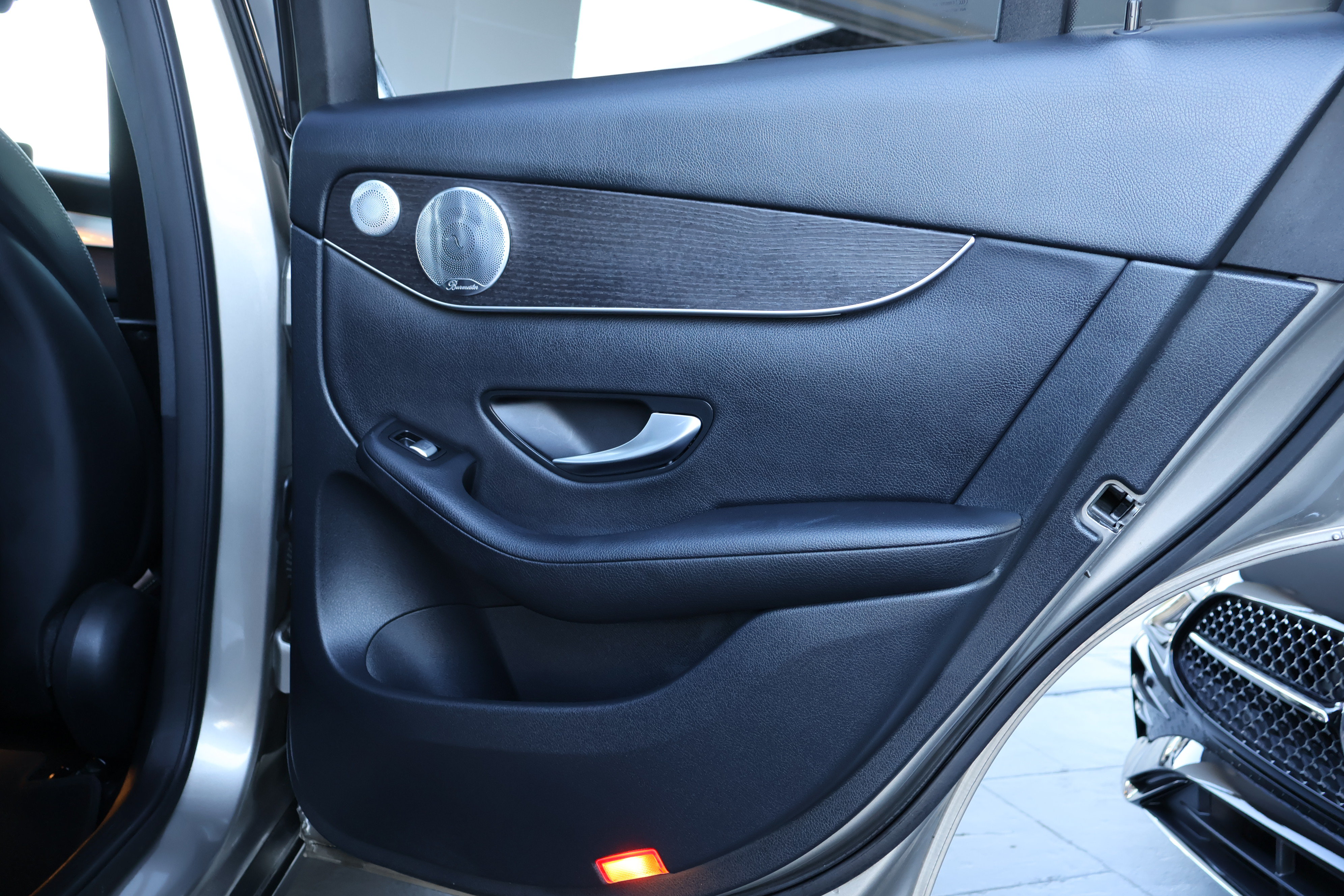 Used 2020 Mercedes-Benz GLC 300 image 25