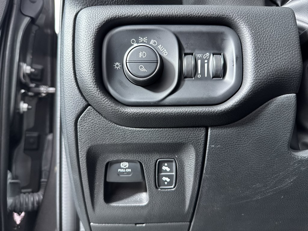 Used 2025 RAM 1500 RHO AWD/4WD image 29