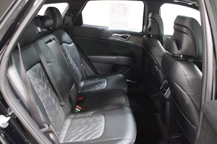 Used 2023 Kia Sportage X-Line w/ X-Line Premium Package AWD/4WD image 28