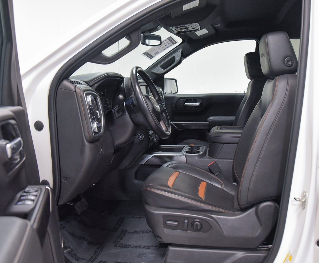 Used 2022 GMC Sierra 1500 AT4 w/ AT4 Premium Package image 2