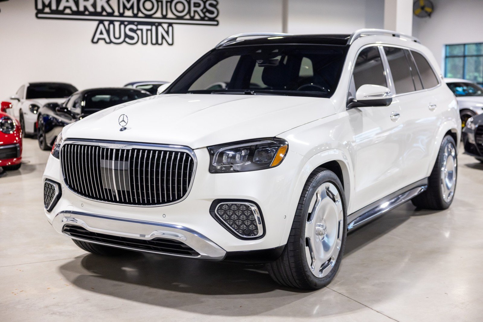 Used 2024 Mercedes-Benz Maybach GLS 600 4MATIC image 12