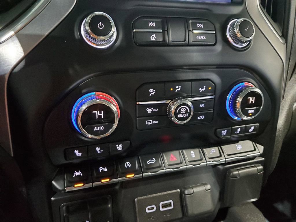 Used 2022 GMC Sierra 1500 SLT image 32