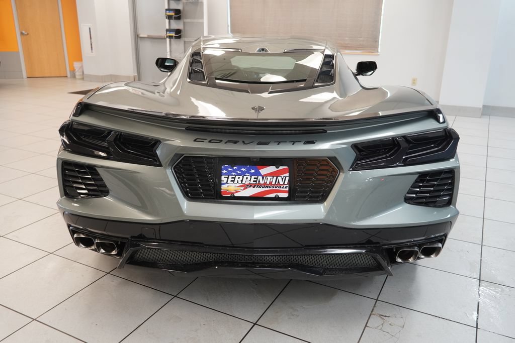 Used 2022 Chevrolet Corvette Stingray Preferred Cpe w/ Battery Protection Package RWD image 8