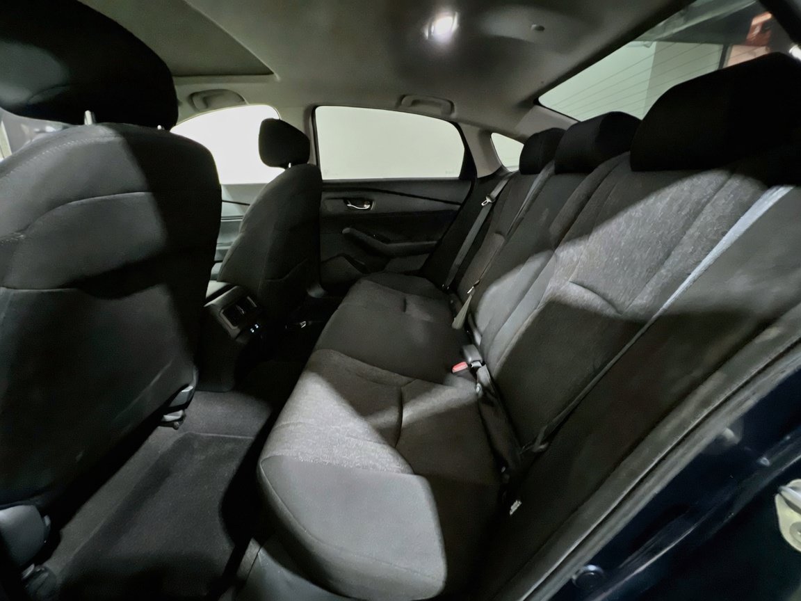 Used 2025 Honda Accord SE image 17